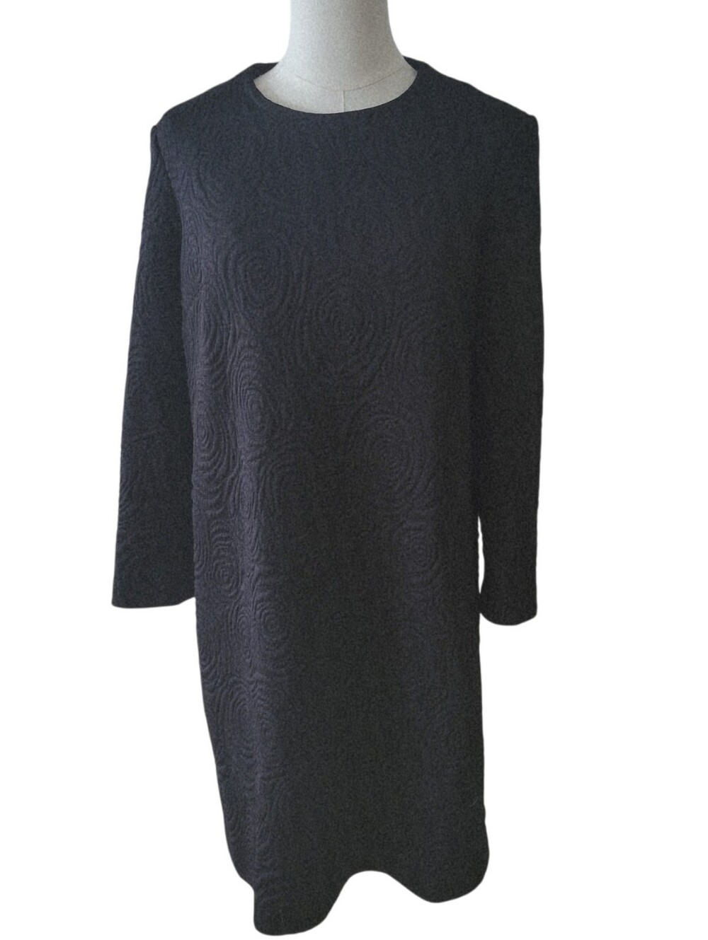 Betsey Johnson Black Rose Jacquard Shift Dress Size 6